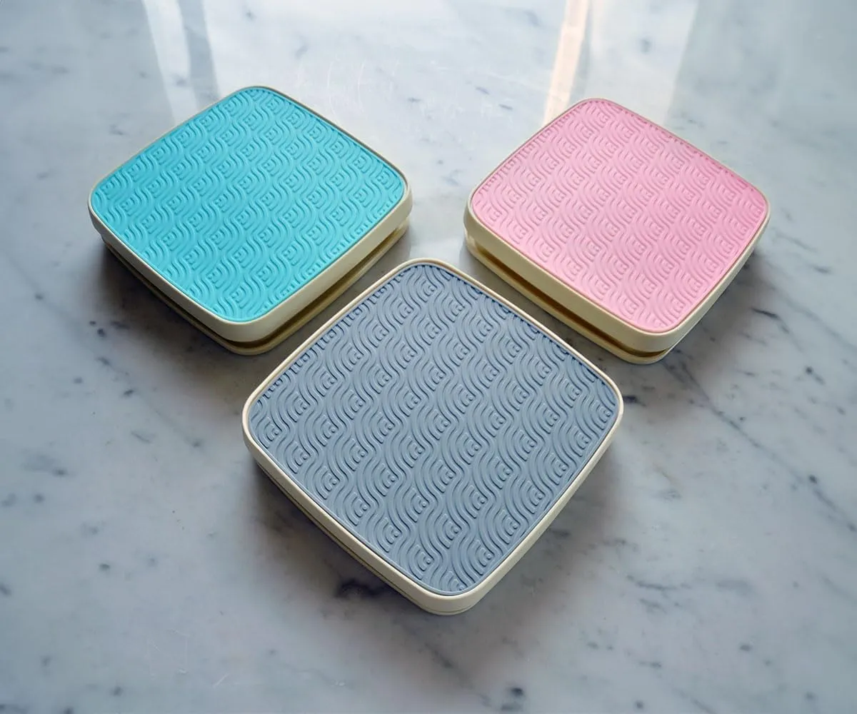 No Ant Tray Plus-Indoor Moat Feeder for Cats and Dogs - No Plug Needed, Versatile for Any Use, Great for Pet Owners (RosyPink)